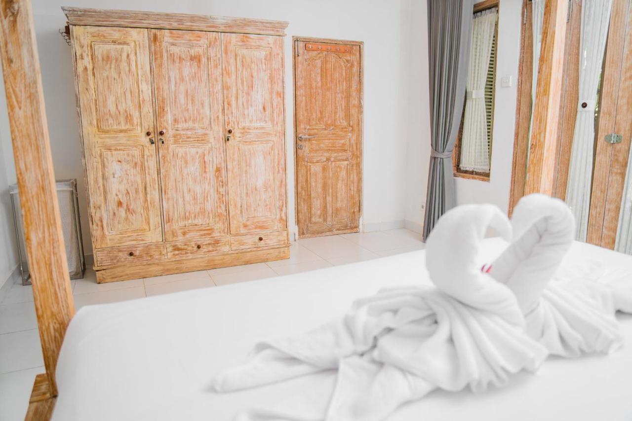 Hotel Bali Invest Living à Canggu Extérieur photo