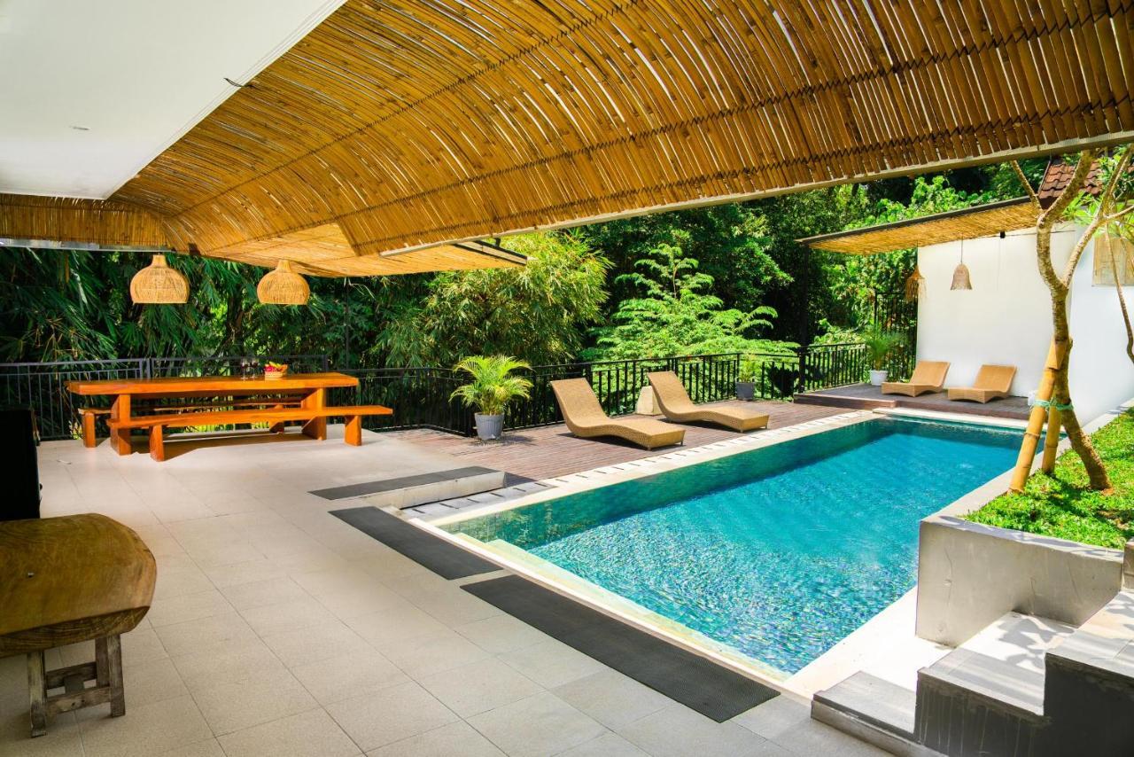 Hotel Bali Invest Living à Canggu Extérieur photo