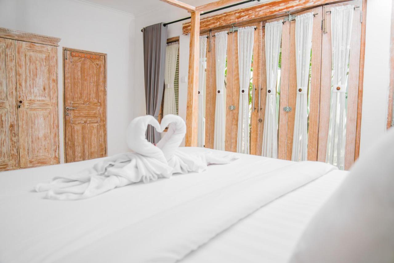 Hotel Bali Invest Living à Canggu Extérieur photo