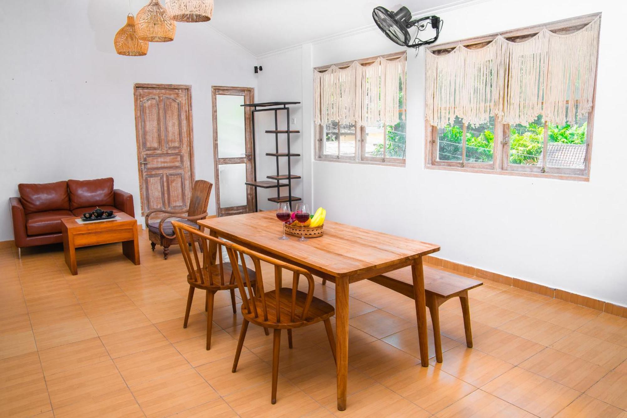 Hotel Bali Invest Living à Canggu Extérieur photo